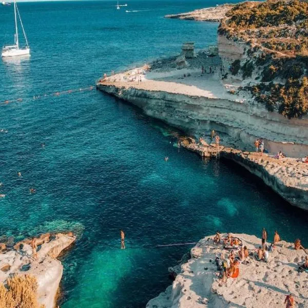 Mon-Chery, hotel in San Ġwann