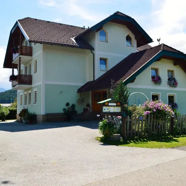 Ferienwohnung Josy, hotel v destinaci Sankt Kanzian