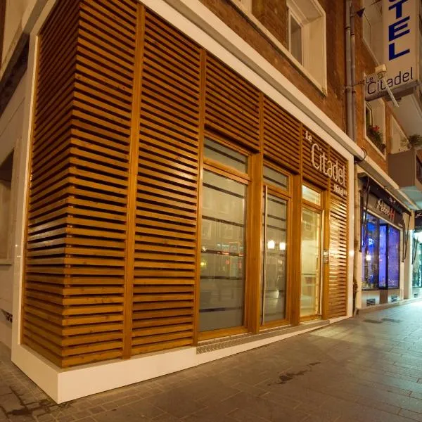 Citadel Hôtel – hotel w Calais