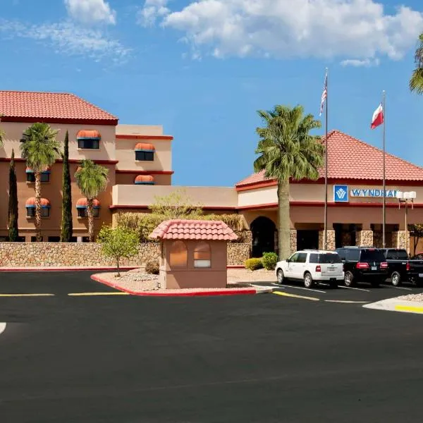Wyndham El Paso Airport and Water Park, hotel in El Paso