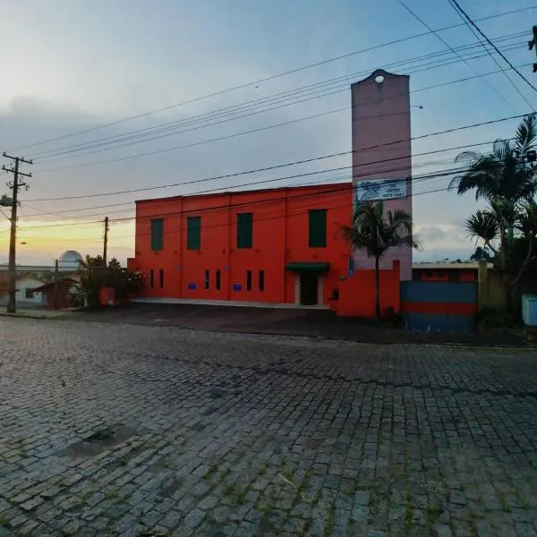 Pousada da Serra, отель в городе Куатру-Баррас