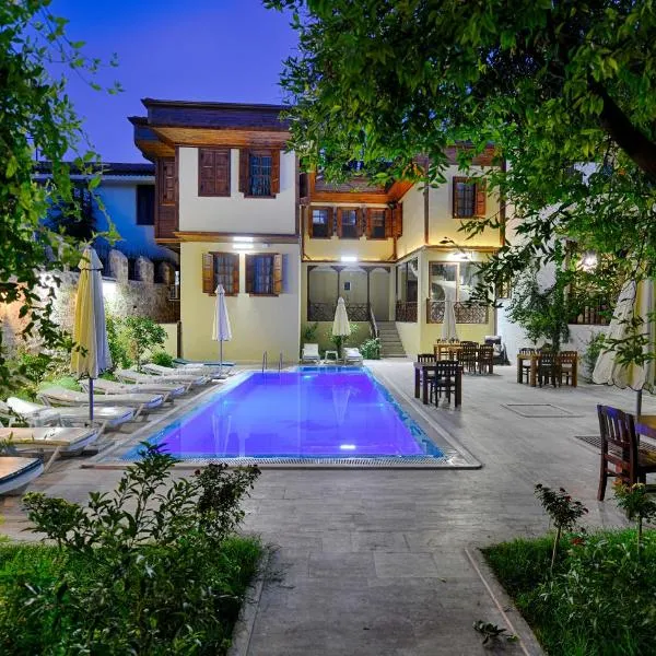 Hadrian Gate Hotel, hotel en Antalya