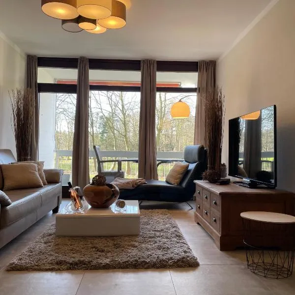 Moderne Ferienwohnung / Top City- u. Wasserlage am Yachthafen Bad Zwischenahn, hotel in Bad Zwischenahn