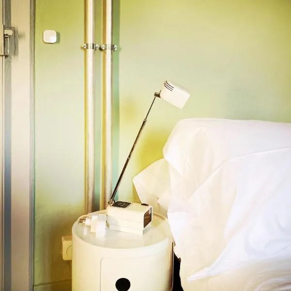 Do-Minus Boutique Home & private SPA Cà Pölète, hotel v destinaci Bellinzona