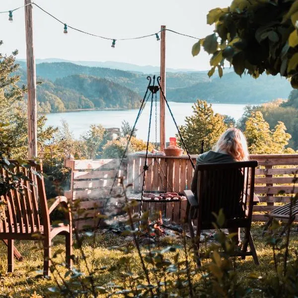 Agroturystyka Nad Jeziorem-Osada Indiańska, hotel v destinaci Czchów