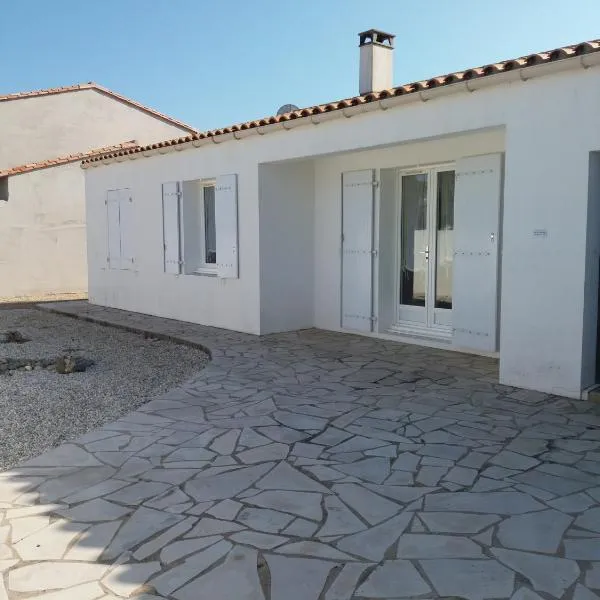 Maison lumineuse à Ars en ré, hotel v destinaci Ars-en-Ré