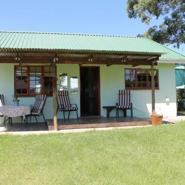 Cicada Self Catering Cottage, отель в городе Nsimbini