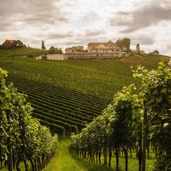 Weinrefugium Brolli, hotel in Spielfeld