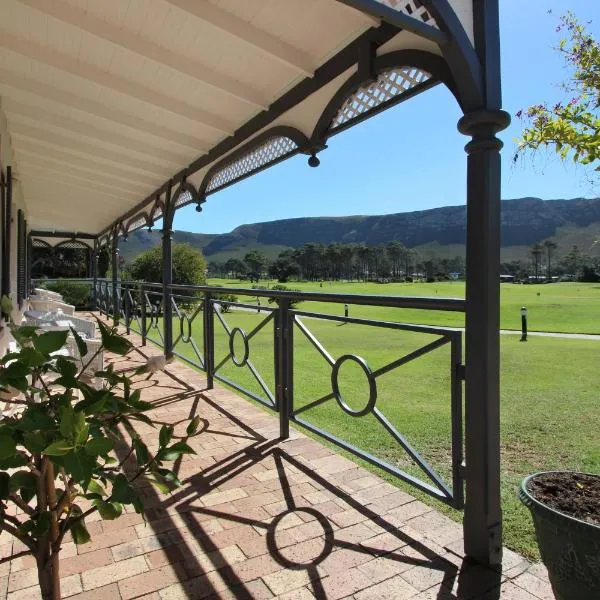 19th Hole Guest Lodge - Golfers paradise、ヘルマナスのホテル