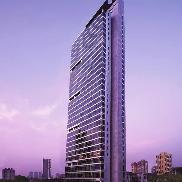 Four Seasons Hotel Mumbai, hotel v Bombaji