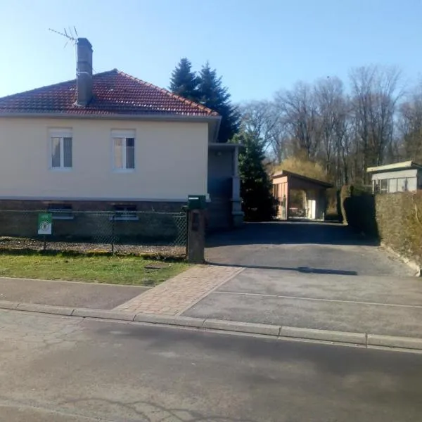 La maison écologique, hotel in Batilly