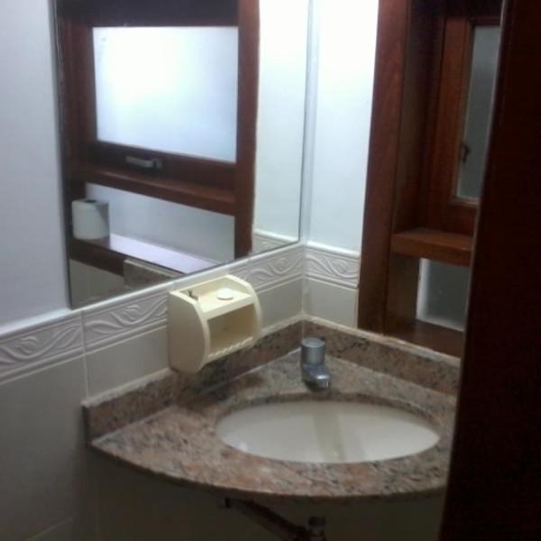 Casa em Juquehy, condomínio com piscina, área verde a 700 m da praia - Foto 3
