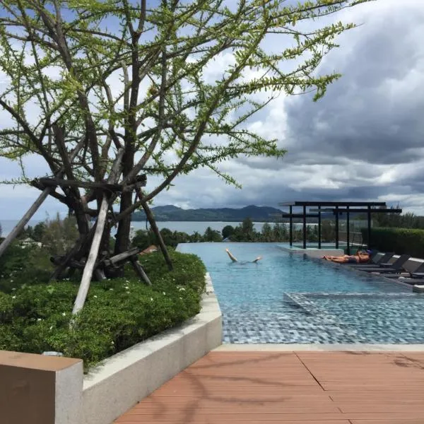 Phuket apartment surin beach, מלון בתאלאנג