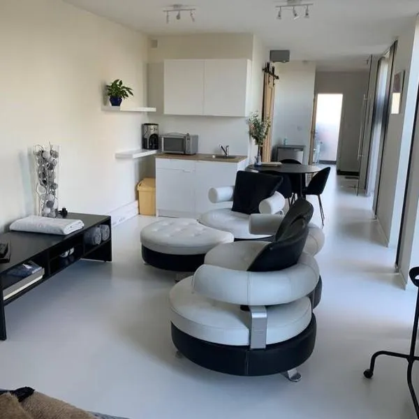 Prachtige gastsuite in Ranst "Studio 34", hotel a Ranst