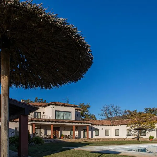 Casa Rural Los Tres Lugares, hotel San Martín de Trevejóban