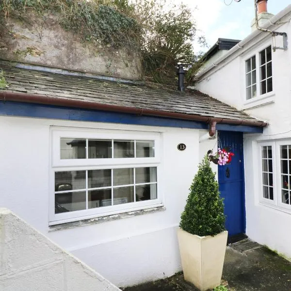 13 Castle Hill, hotel in Lostwithiel