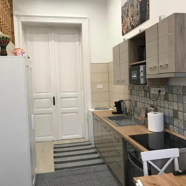 Móra apartman 2, hotel Kiskunfélegyházán