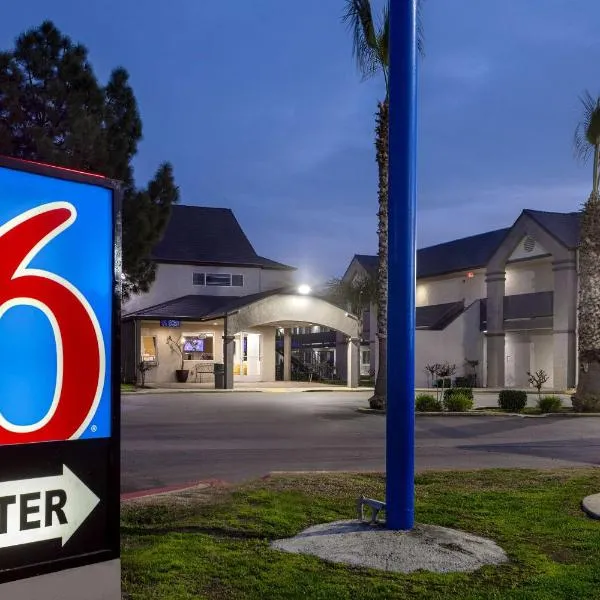 Motel 6-Buttonwillow, CA Central, hotel v destinaci Buttonwillow
