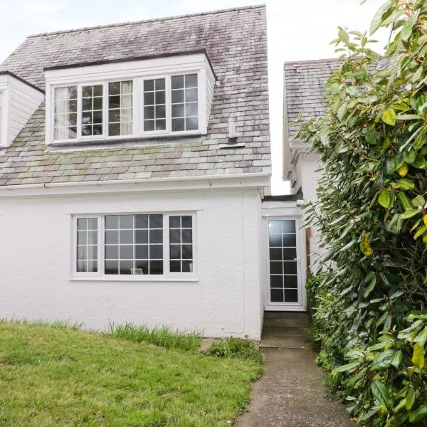 The Cottage at Wylan Hall, hotel in Llanddona