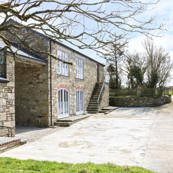 Dexter, hotel in Penryn