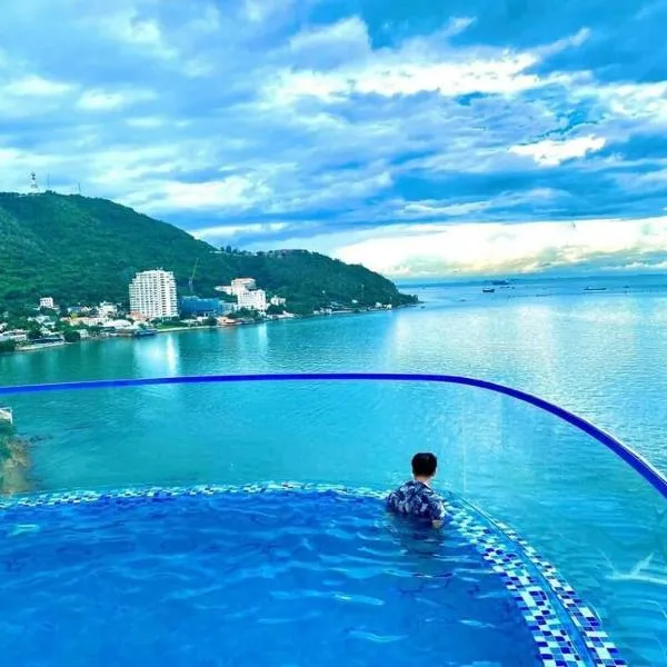Seaside Homestay Beachfront, hotel v destinaci Vũng Tàu
