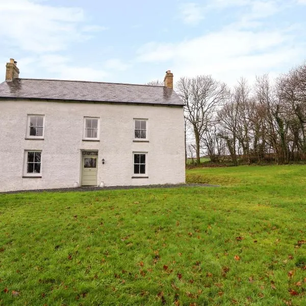 Llwyncadfor Farm, hotel in Llangynllo