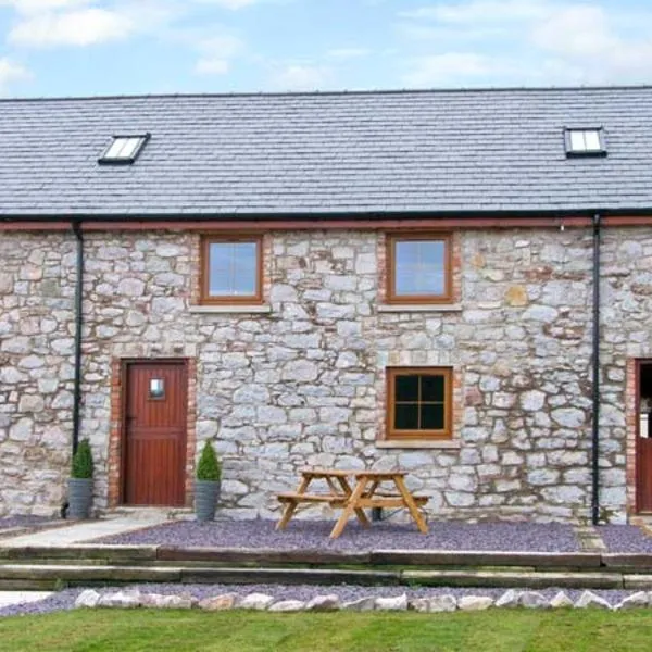 Beudy Bach, hotel in Abergele