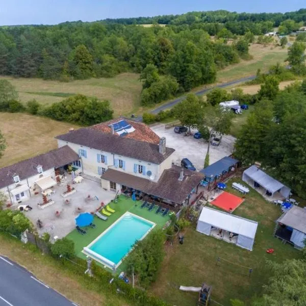 Gites la Charrue, hotel en Vieux-Mareuil