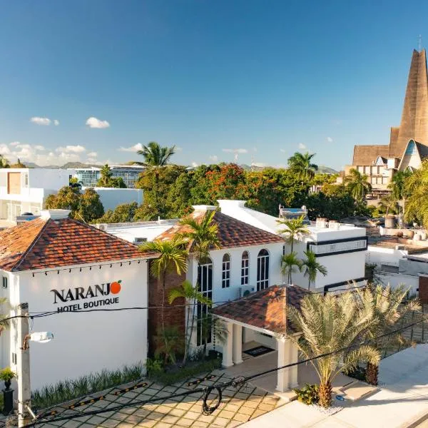 Naranjo Hotel Boutique, hotel a Higuey