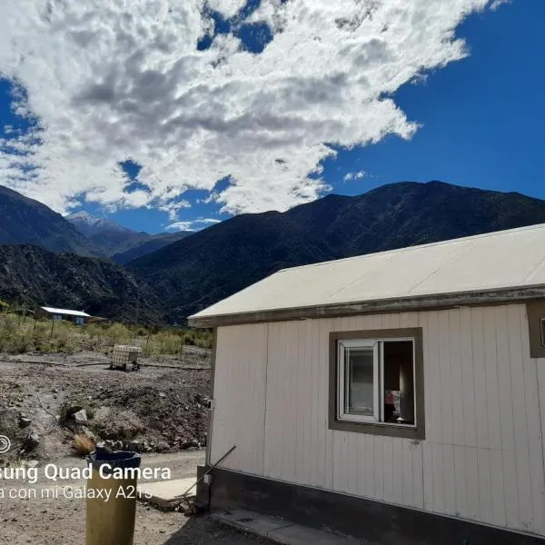 Viesnīca Cabañas de Alta Montaña pilsētā Luhana de Kujo