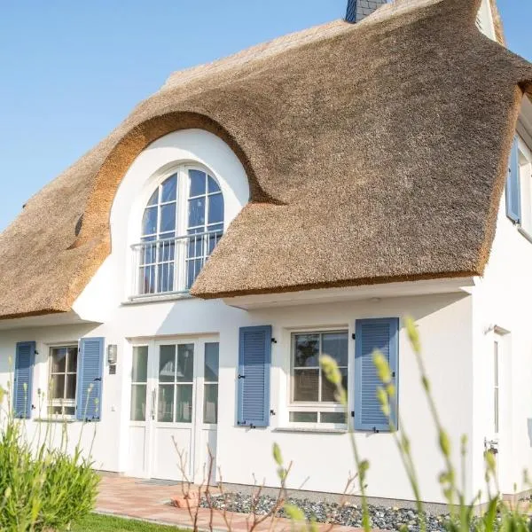 Ferienhaus Schilfrohrsaenger 43, hotel v mestu Fuhlendorf