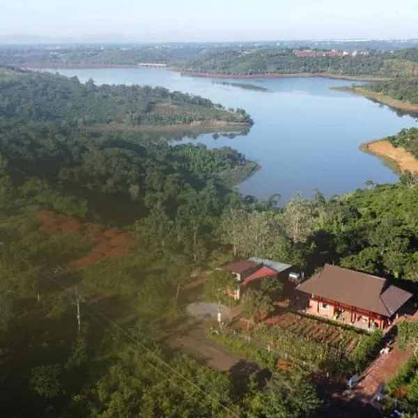 Phuong Nam Gia Trang Farmstay, hotel u gradu 'Gia Nghĩa'