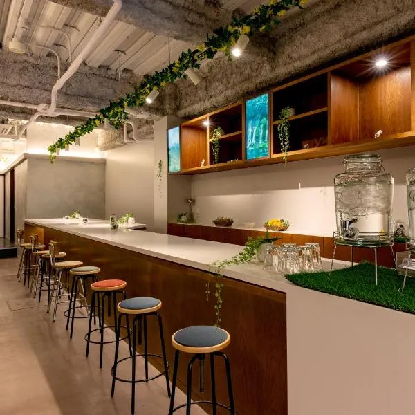 plat hostel keikyu minowa forest, hotel in Tokyo