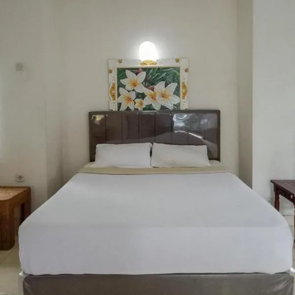 DATON HOUSE near Bali Zoo Ubud Mitra RedDoorz, Hotel in Darmasaba