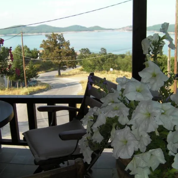 Pandion Luxury Boutique Hotel & Suites with Spa, hotel Neohóriban