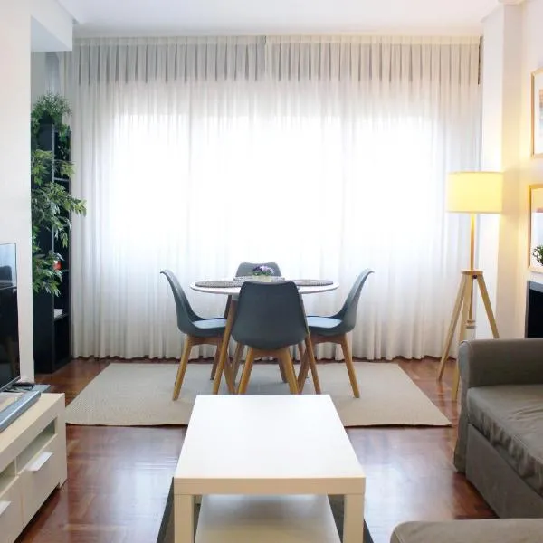 Bilbao Apartment Lasai con parking directo, hotel u gradu Bilbao