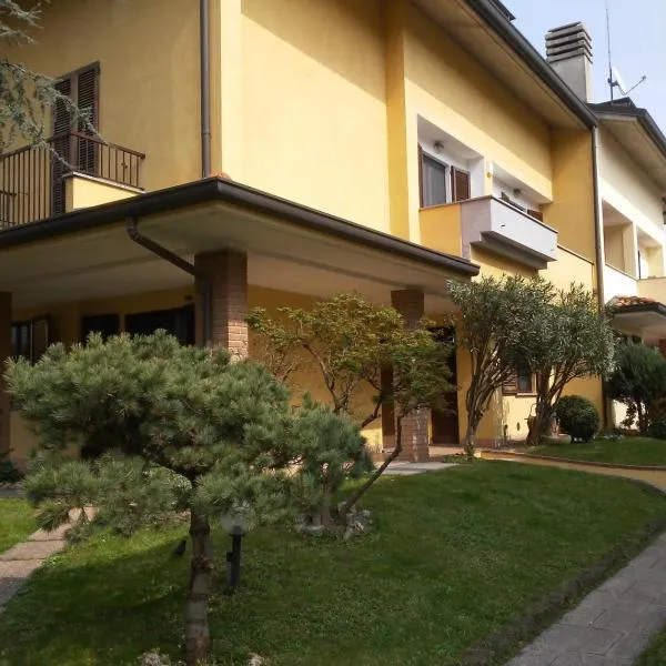 B&B accogliente a due passi dal metrò di Milano - Casa Adriana, hotel v destinaci Cologno Monzese
