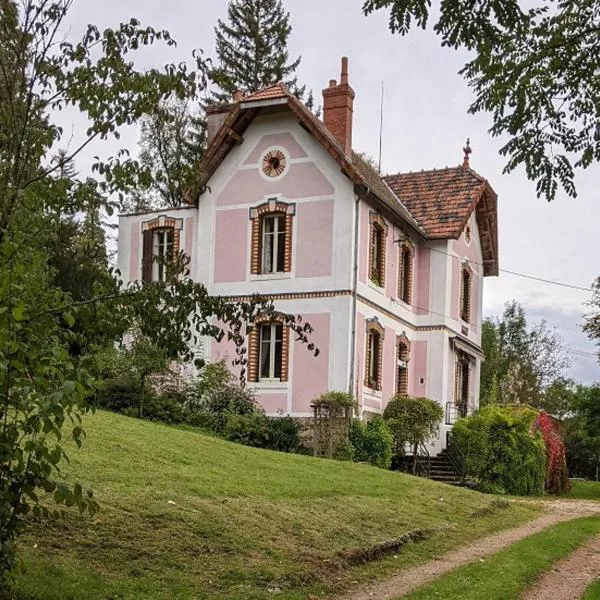 Strawberry Hill – hotel w mieście Chissey-en-Morvan