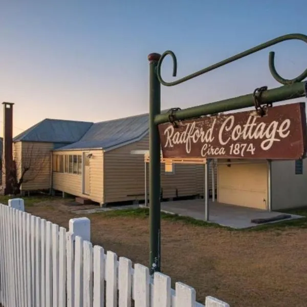 The Radford Couples Cottage Heart of Stanthorpe, hotel en The Summit