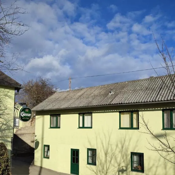 Landpension Gschwantner, hotel v destinácii Lengenfeld