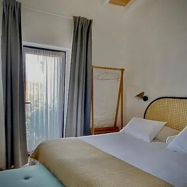 Casa no Montinho, hotel v destinaci Ourique