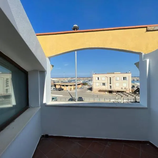 APPARTAMENTO IL PORTO PORTO TORRES, hotel v destinaci Porto Torres