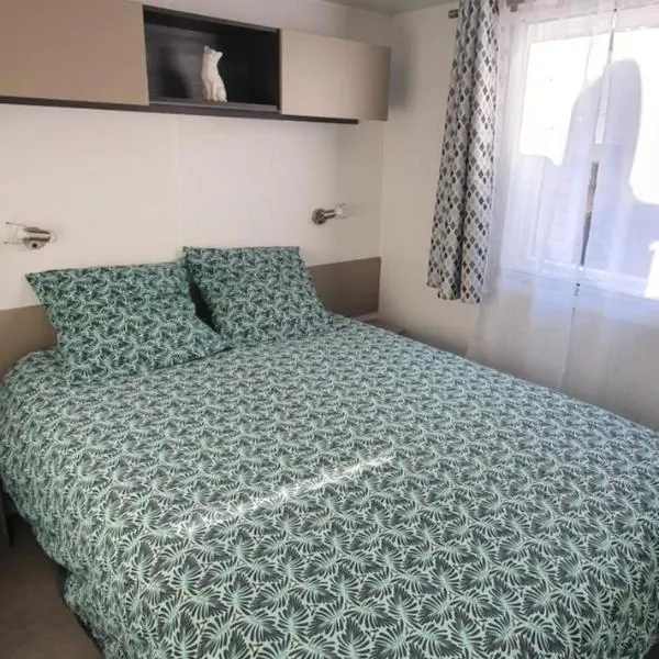MH 149 4 pers camping Bois Dormant confort et détente – hotel w mieście Saint-Jean-de-Monts