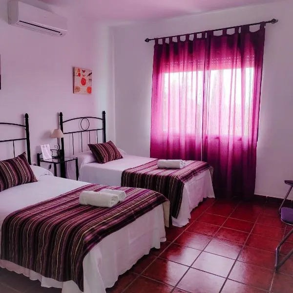 Casa Rural La Aduana, hotel v destinaci Villanueva del Fresno