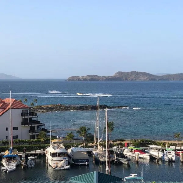 Sapphire Beach Villa Ocean and Marina View, hotel in St Thomas