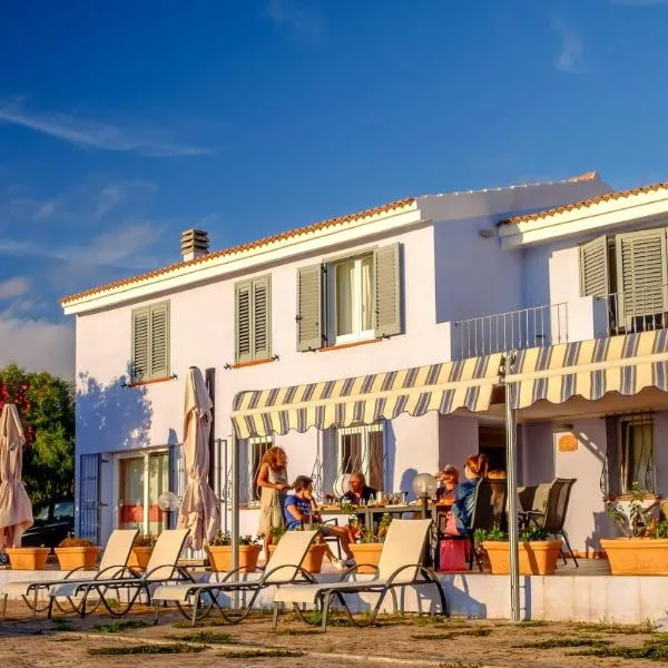 Villa Pischinas, hotel v destinaci Magomadas