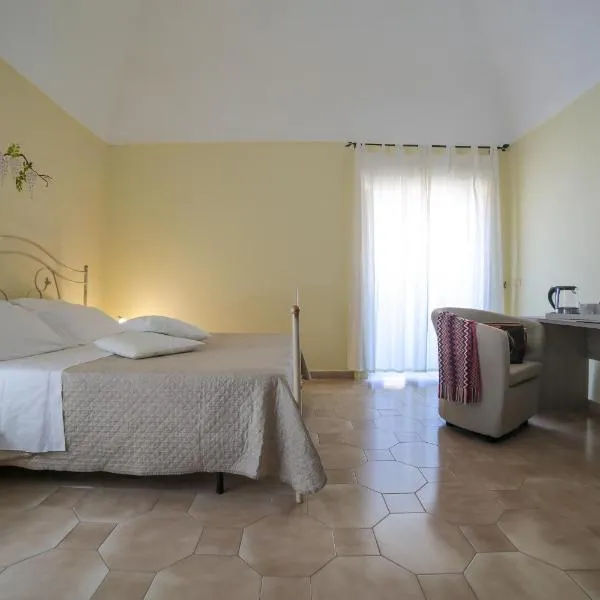 Flowers apartments & rooms – hotel w mieście Meta
