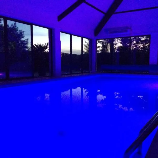 Le Tonneau Bourguignon, hotel v destinaci Saint-Léger-sur-Dheune