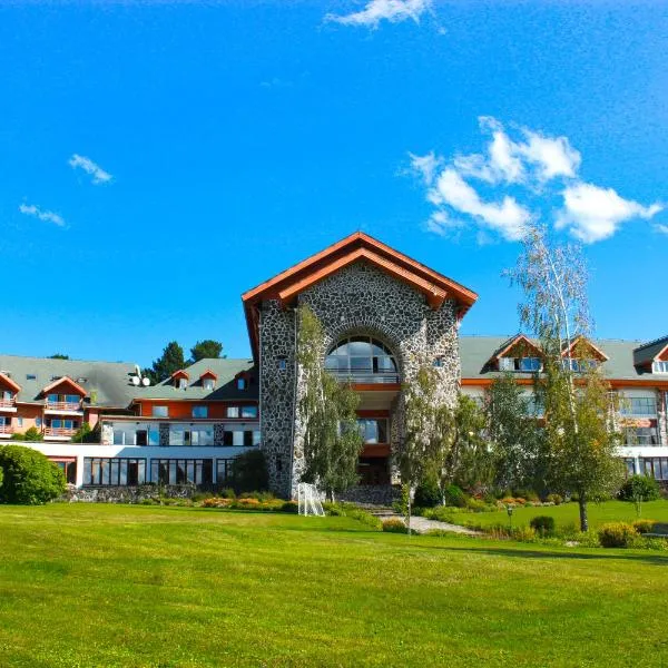 Hotel Termas Puyehue Wellness & Spa Resort, hotel in Ñilque