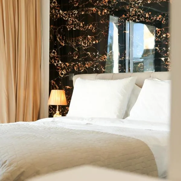 Rans Luxury Villas & Suites in Corfu with swimming pool, hotel v destinaci Gouvia